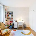 Apartment Guestready - Bright Getaway Near Sacre-coeur